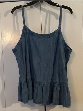 Crown & Ivy chambray peplum cami